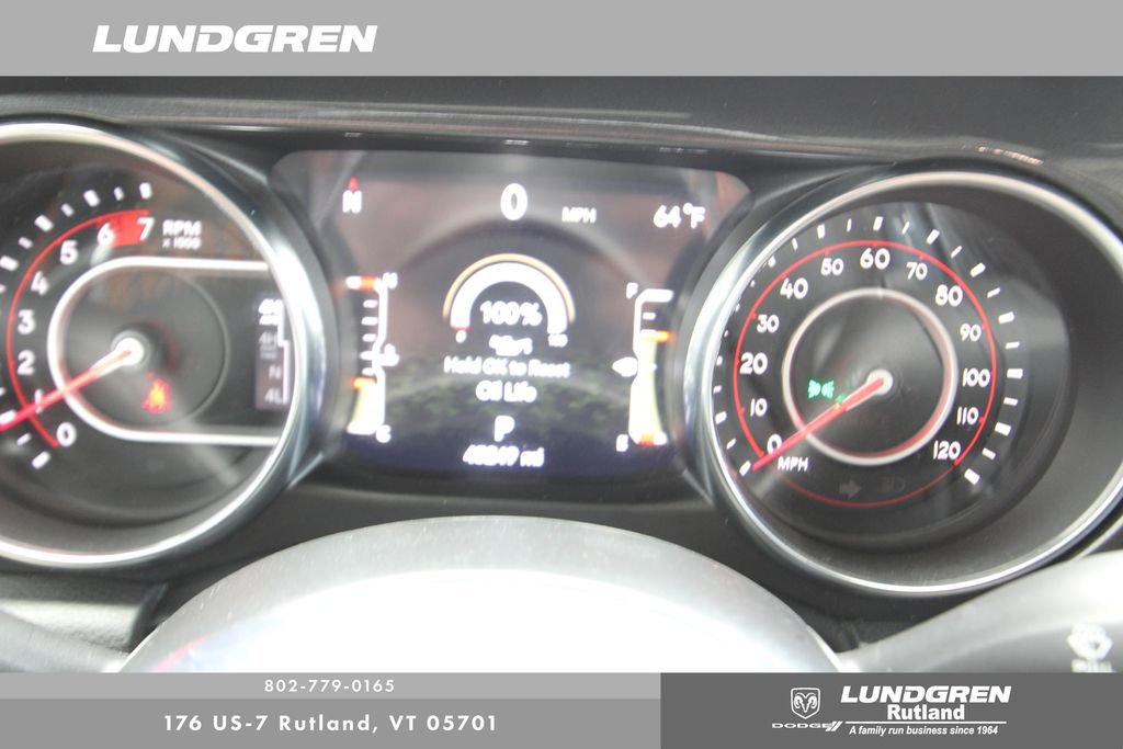 Used 2022 Jeep Wrangler Unlimited Rubicon w/ Dual Top Group AWD/4WD image 35