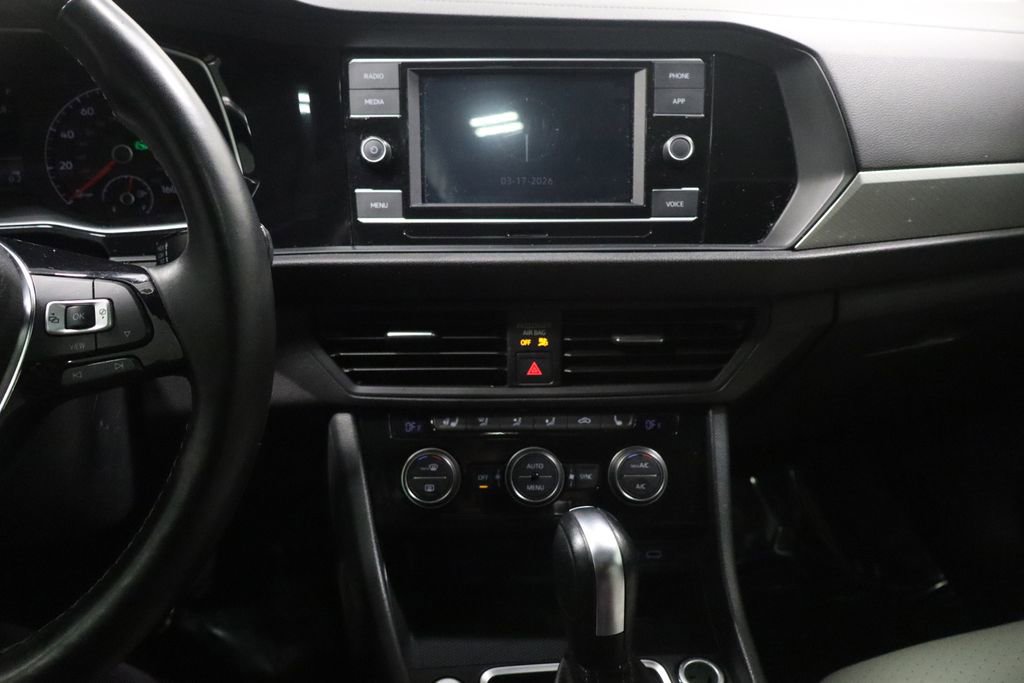 Used 2020 Volkswagen Jetta S image 21