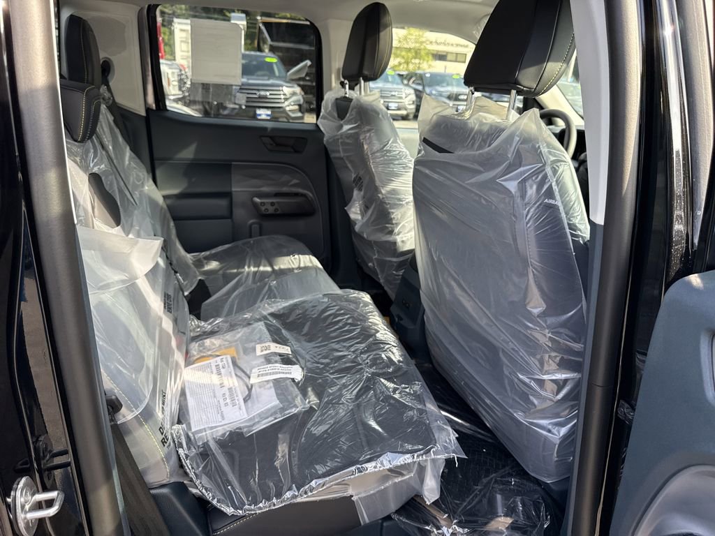 New 2025 Ford Maverick Lobo image 30