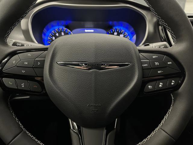 New 2026 Chrysler Pacifica Select w/ S Appearance Package image 15