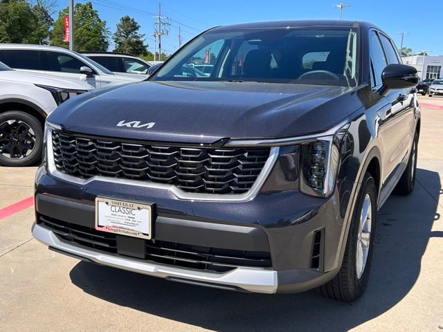 Used 2026 Kia Sorento LX FWD image 3