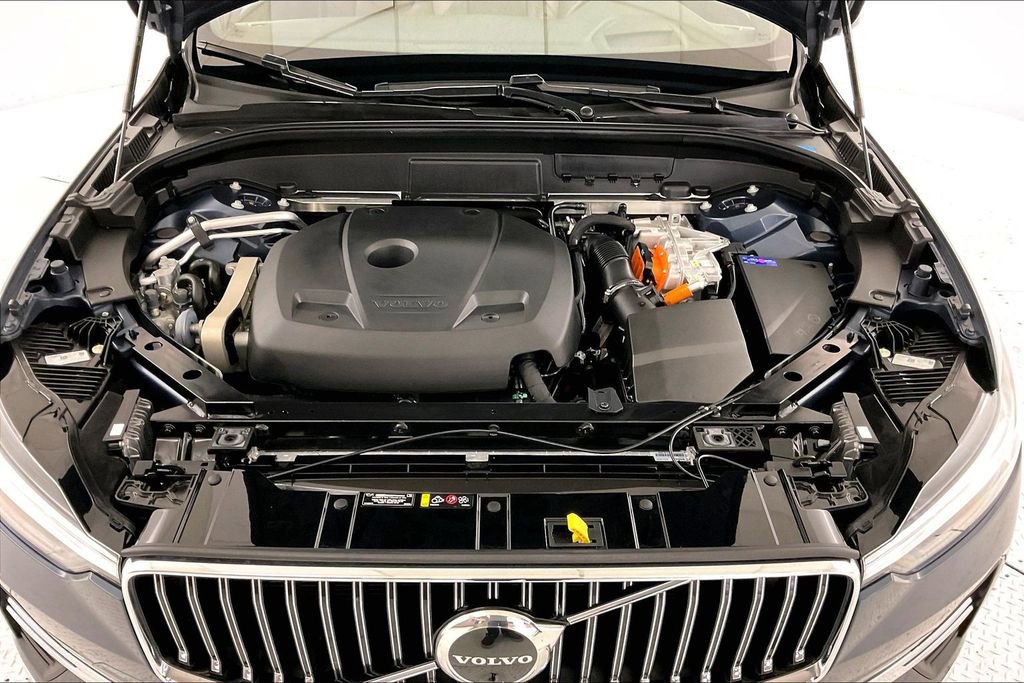 Used 2022 Volvo XC60 T8 Inscription Expression image 25