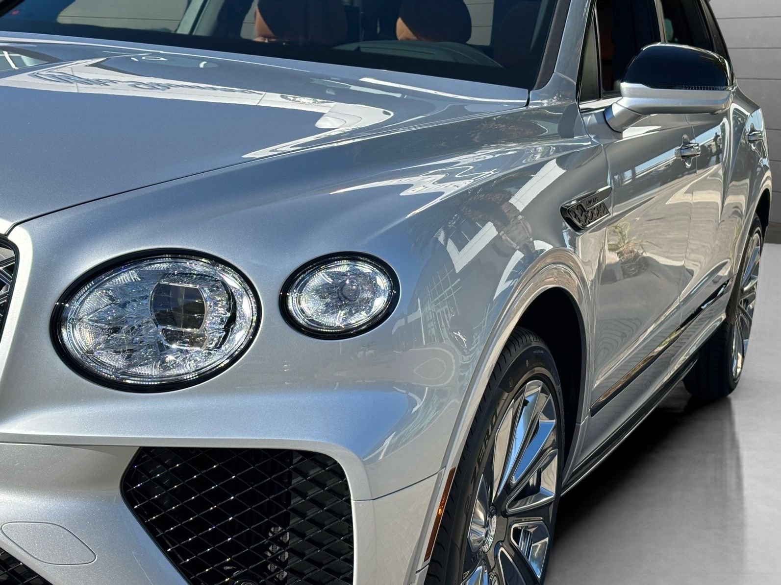 New 2025 Bentley Bentayga Extended Wheelbase image 36