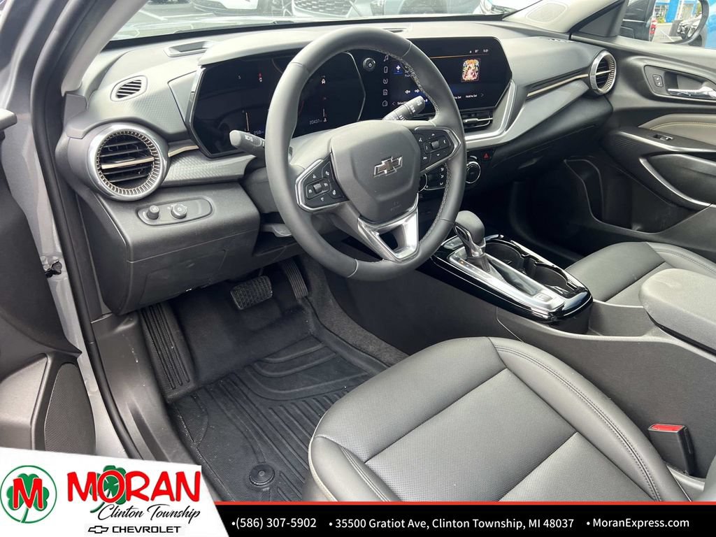 Certified 2024 Chevrolet Trax ACTIV w/ Driver Confidence Package FWD image 13
