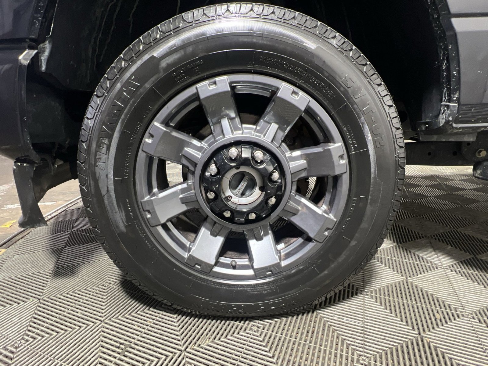 Certified 2023 Ford F250 Lariat w/ Lariat Ultimate Package image 12