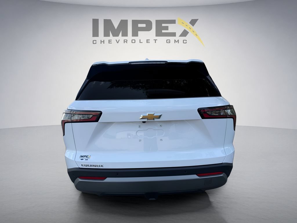 New 2027 Chevrolet Equinox LT FWD image 4