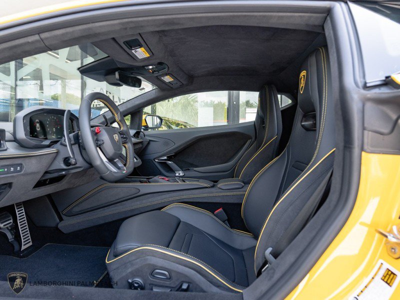 Used 2026 Lamborghini Temerario AWD/4WD image 22