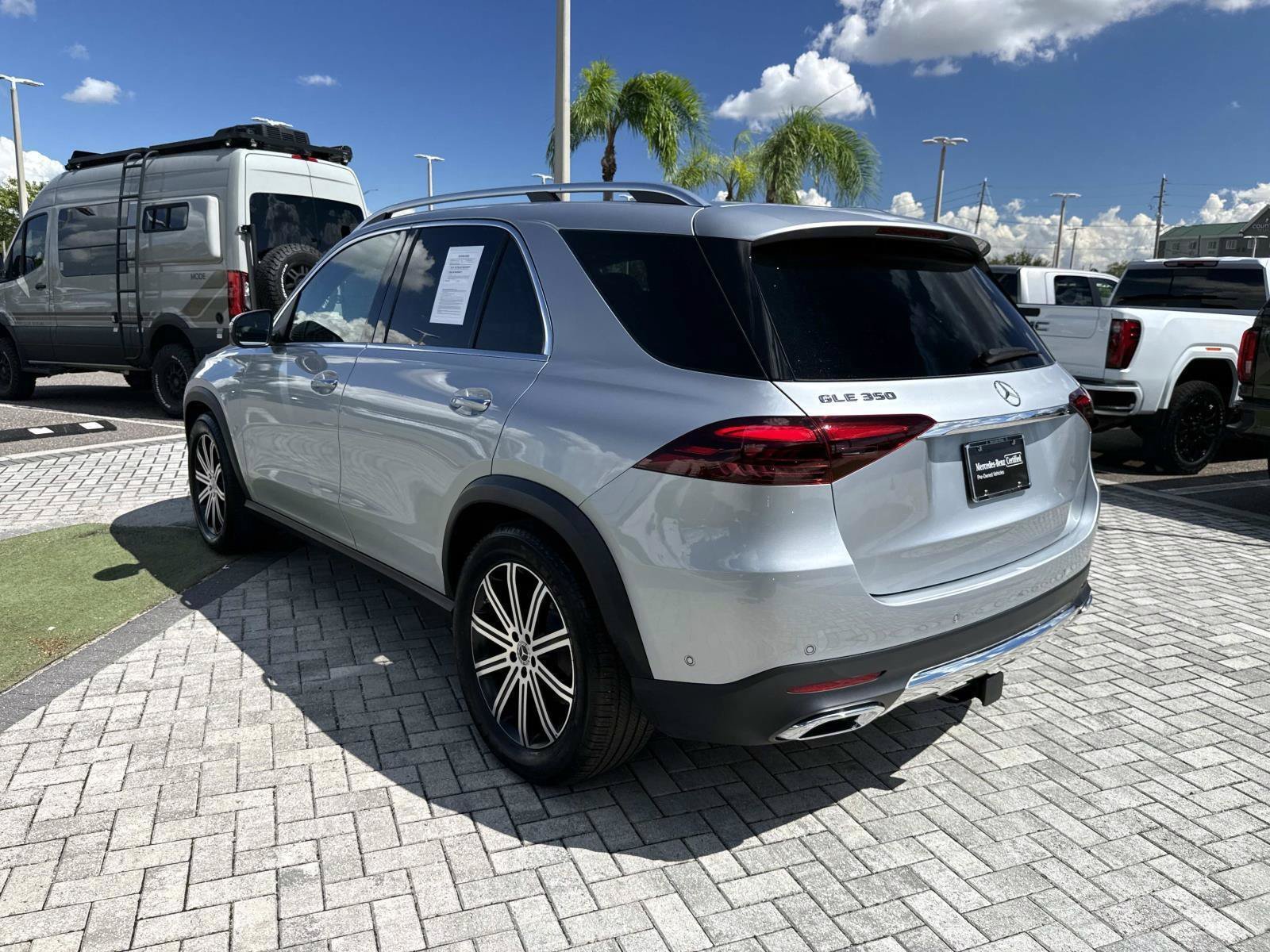 Certified 2025 Mercedes-Benz GLE 350 4MATIC image 4