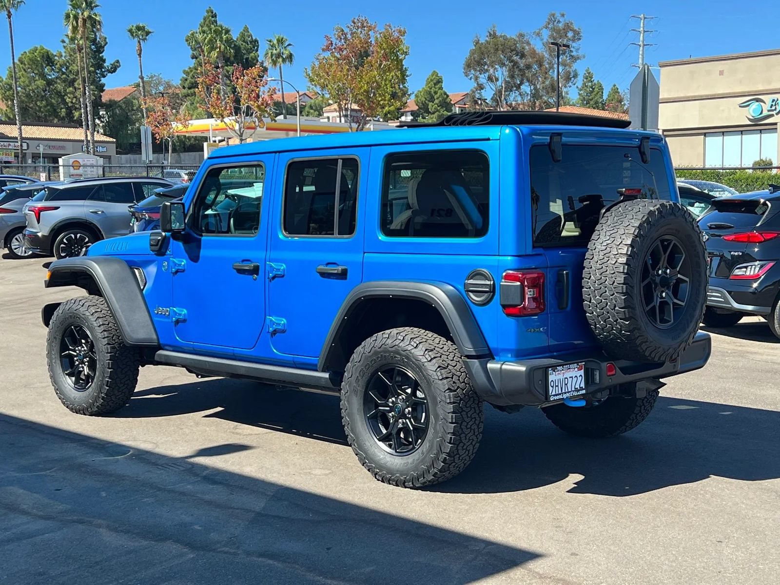 Used 2024 Jeep Wrangler Unlimited AWD/4WD image 8