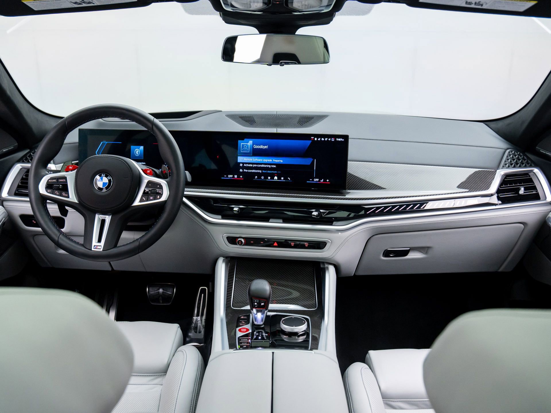 Used 2025 BMW X6 M Competition w/ Executive Package image 9