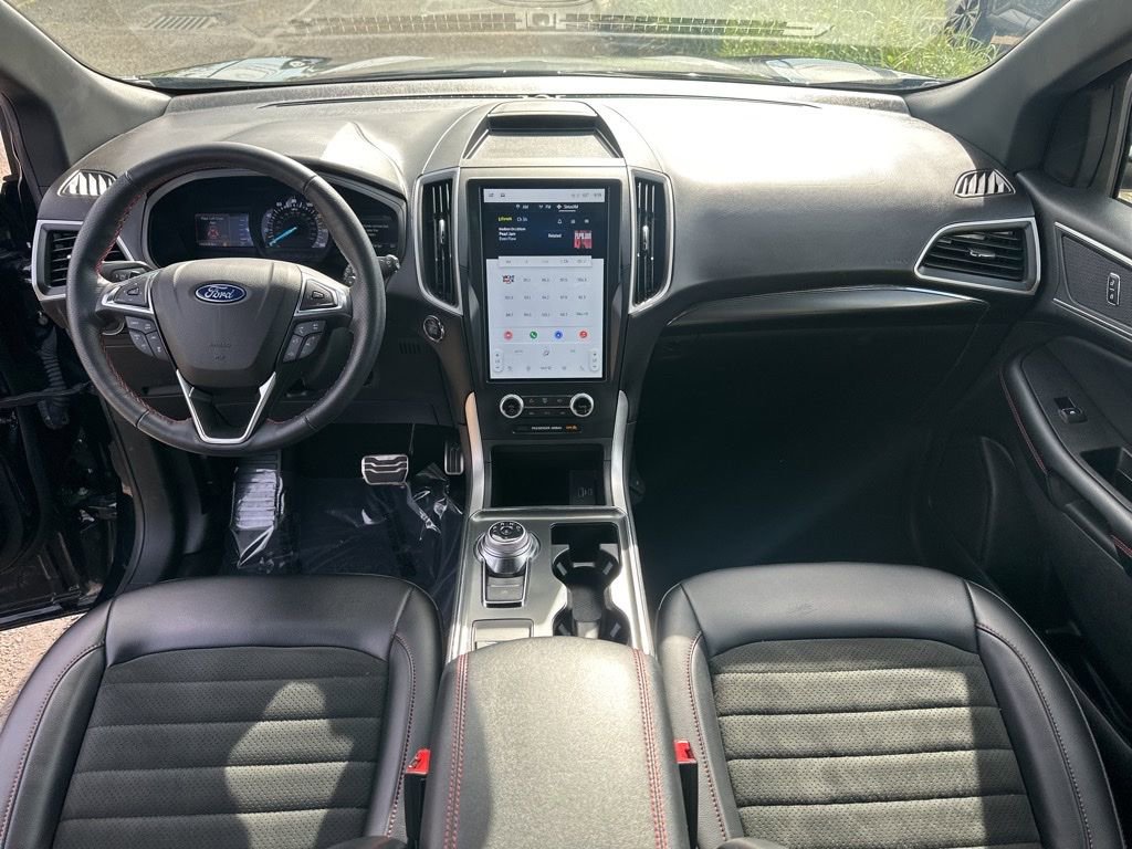 Used 2023 Ford Edge ST-Line w/ Class II Trailer Tow Package AWD/4WD image 42