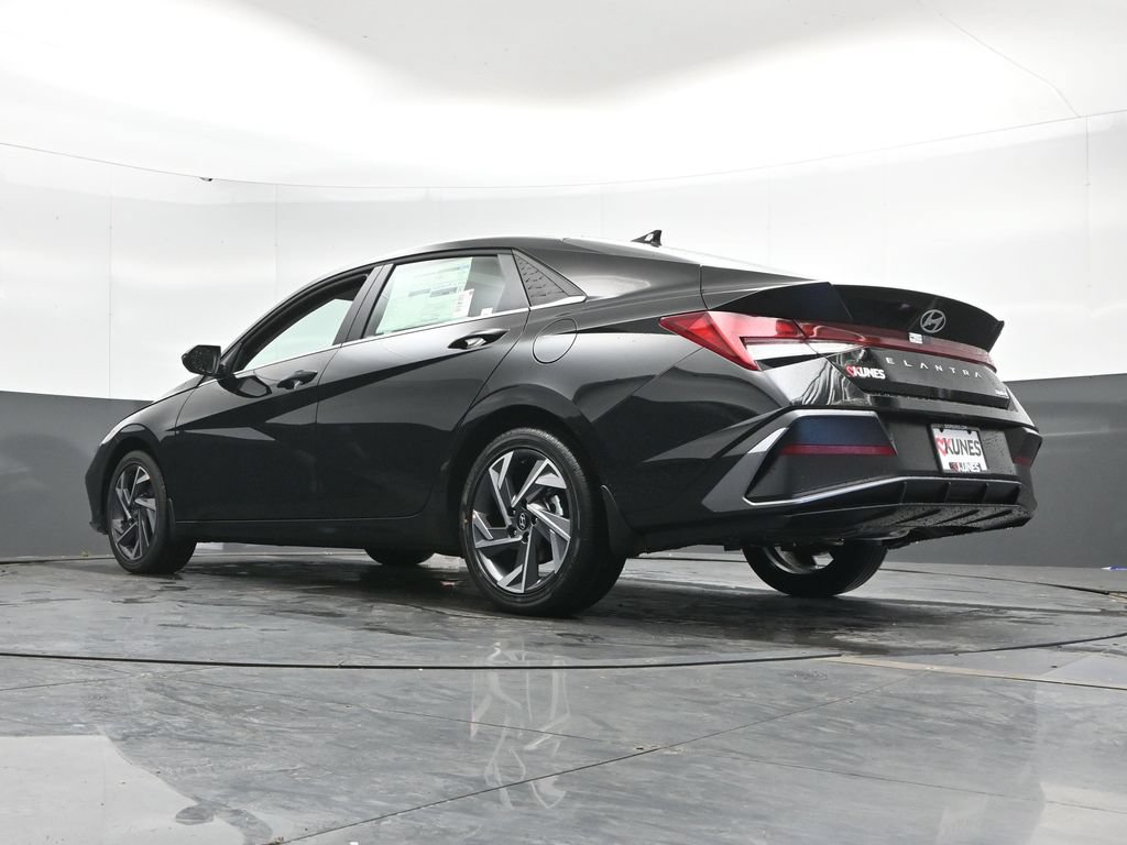 New 2026 Hyundai Elantra Limited FWD image 45