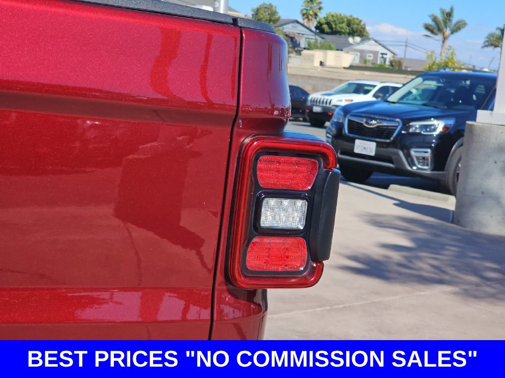 Used 2021 Jeep Gladiator Overland AWD/4WD image 39