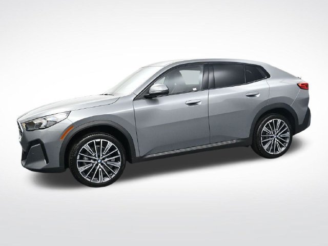 New 2026 BMW X2 xDrive28i w/ Technology Package AWD/4WD image 8