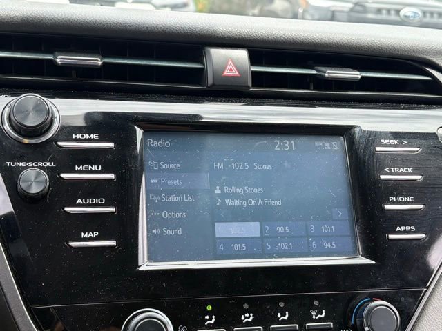 Used 2019 Toyota Camry LE FWD image 11
