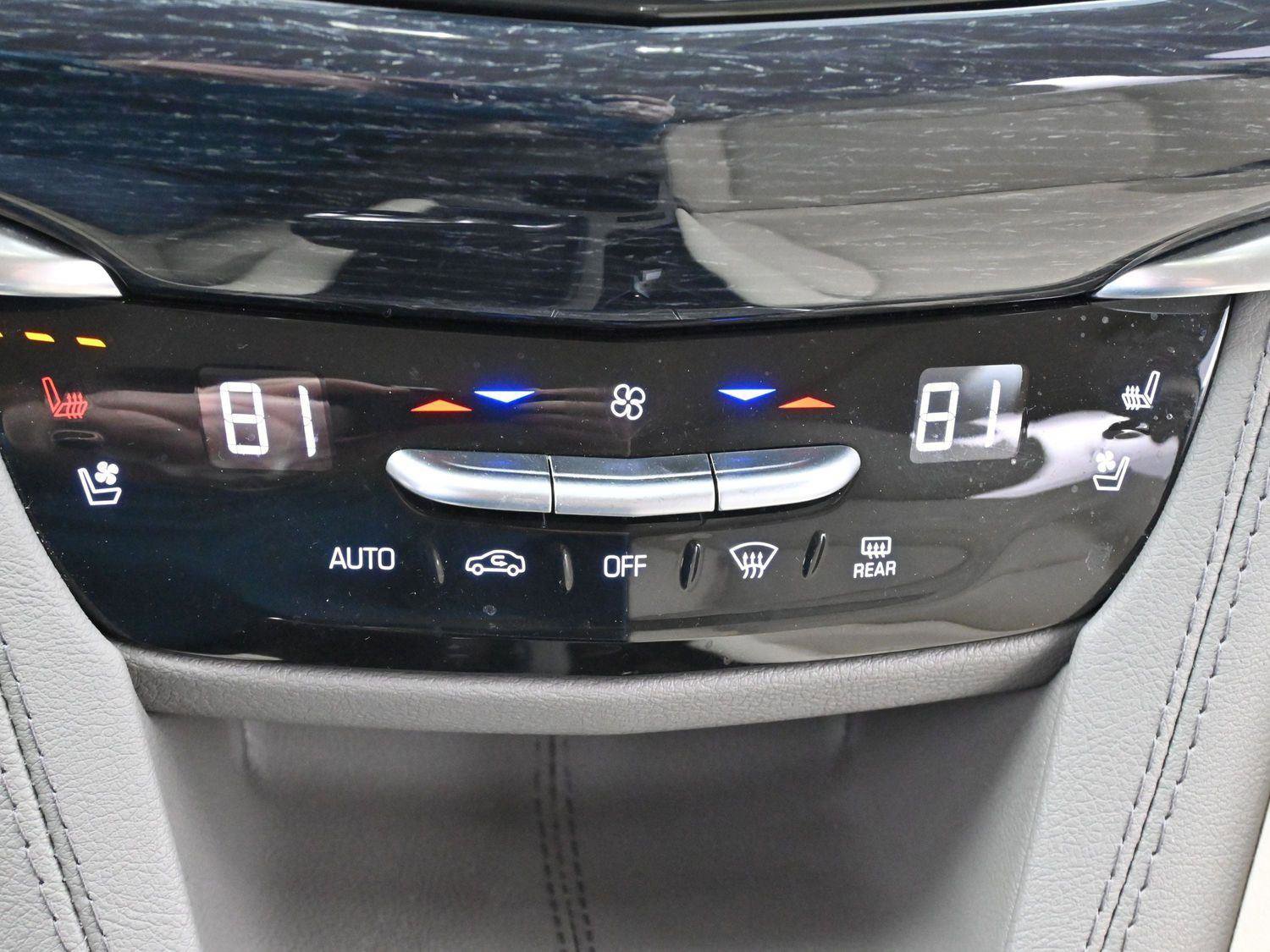 Certified 2024 Cadillac XT6 Premium Luxury image 25