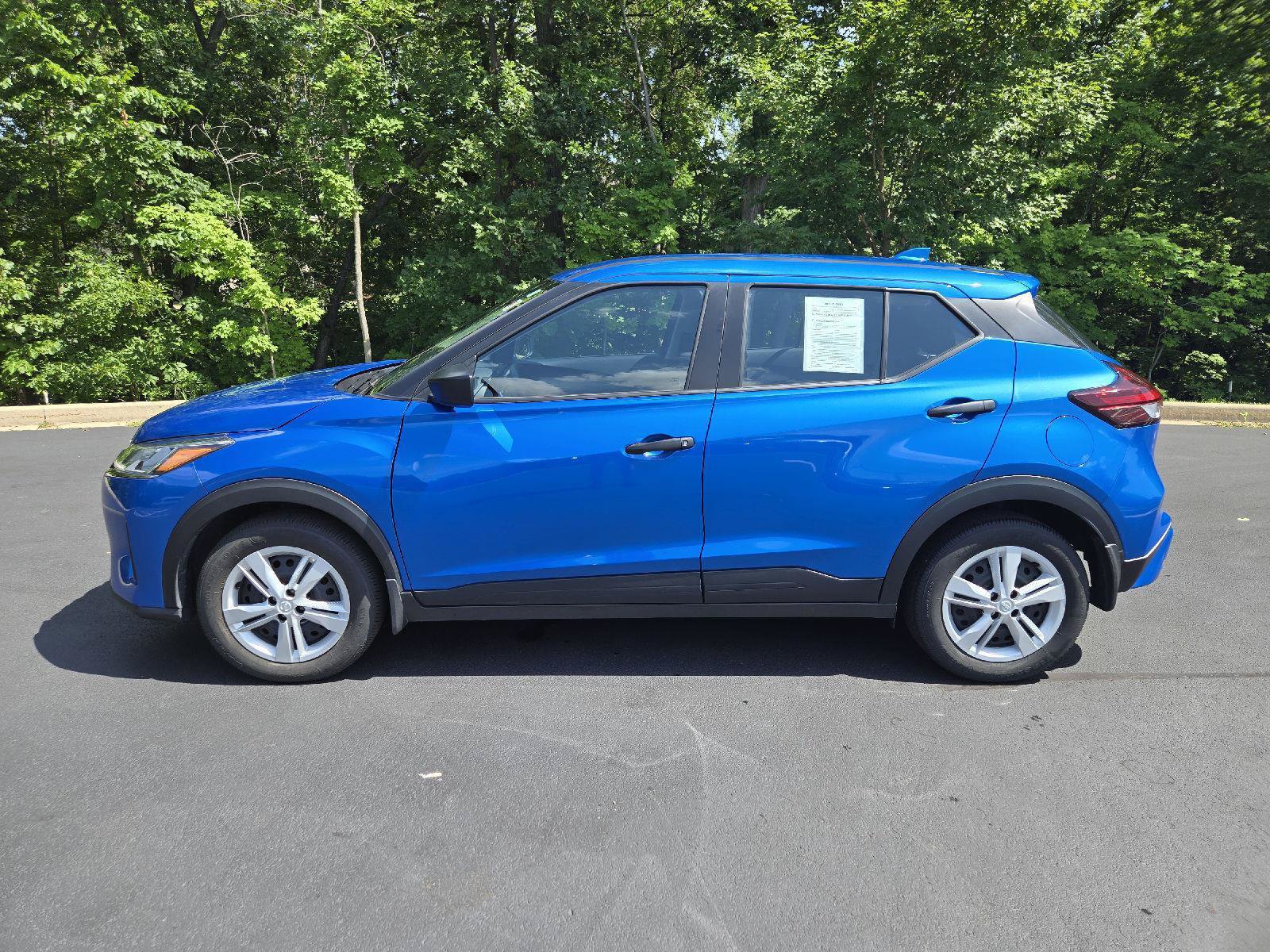 Used 2025 Nissan Kicks Play S FWD image 5