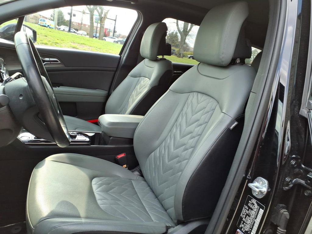 Used 2023 Kia Sportage X-Line w/ X-Line Premium Package image 12