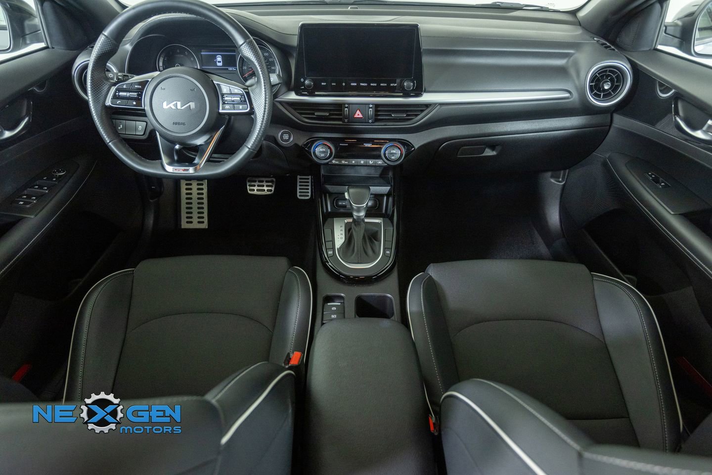 Used 2023 Kia Forte GT-Line w/ GT-Line Technology Package FWD image 29