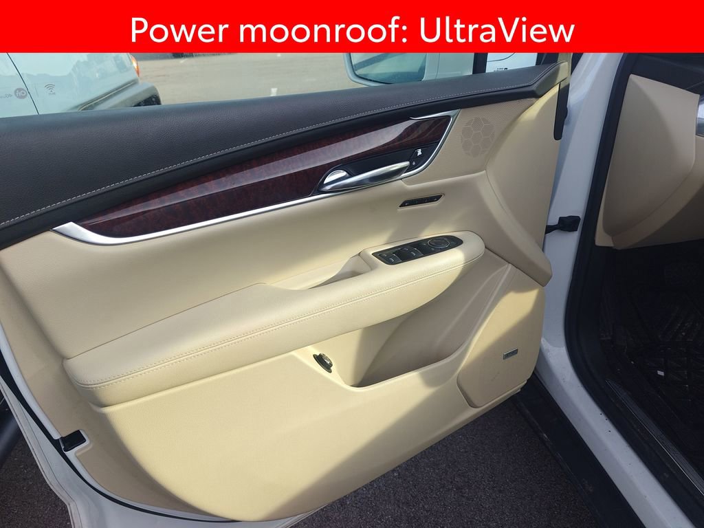 Used 2017 Cadillac XT5 Luxury w/ Driver Awareness Package image 5