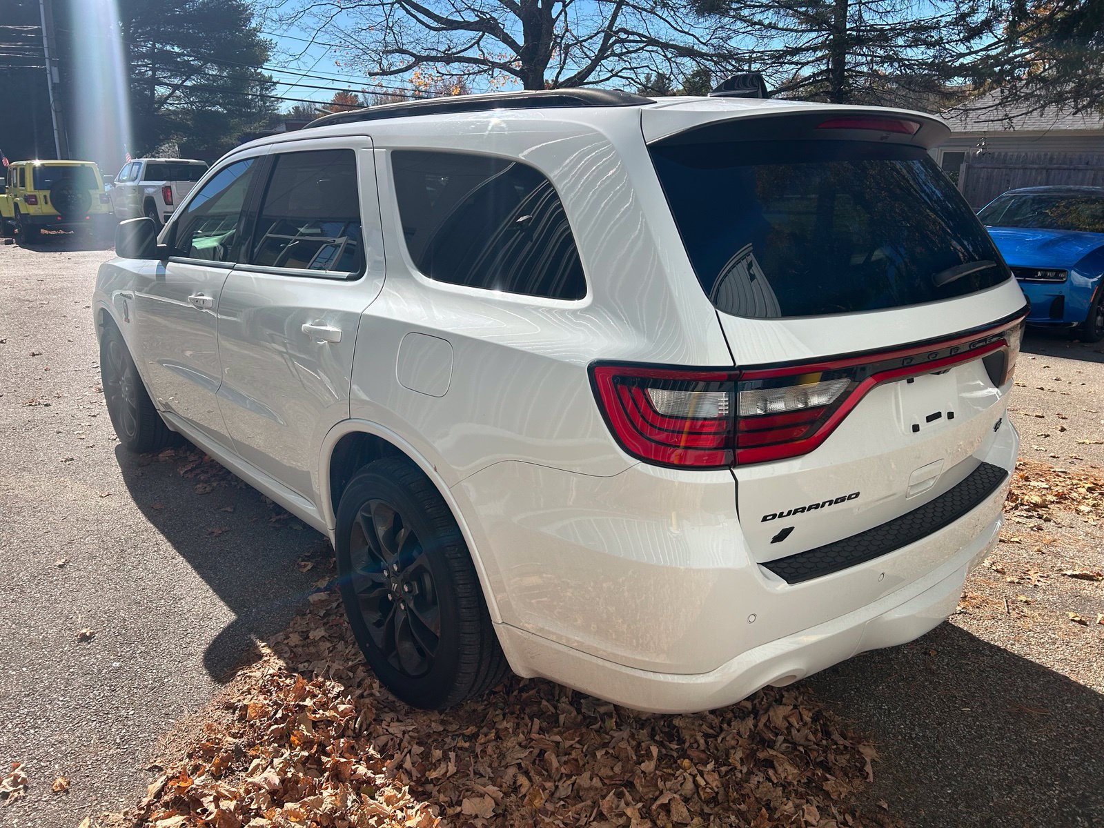 Used 2023 Dodge Durango R/T AWD/4WD image 7