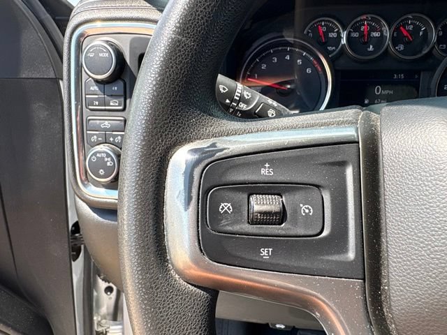 Used 2020 Chevrolet Silverado 1500 LT AWD/4WD image 18