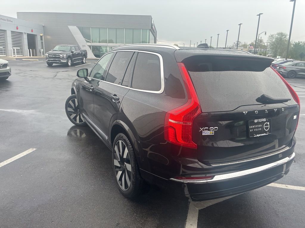 Used 2023 Volvo XC90 T8 Plus w/ Protection Package Premier image 5