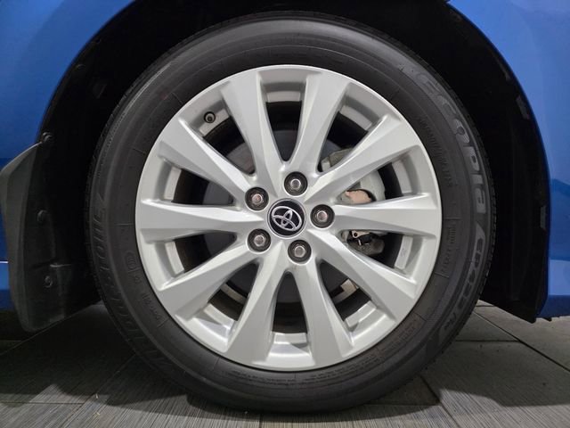 Used 2019 Toyota Camry LE image 26