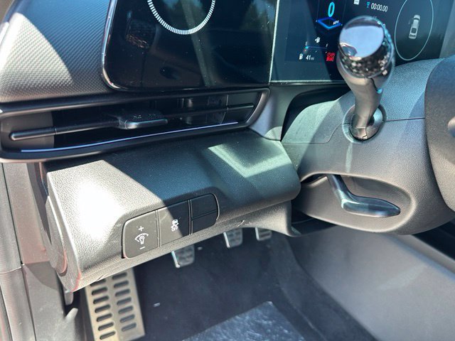 Used 2024 Hyundai Elantra N FWD image 17