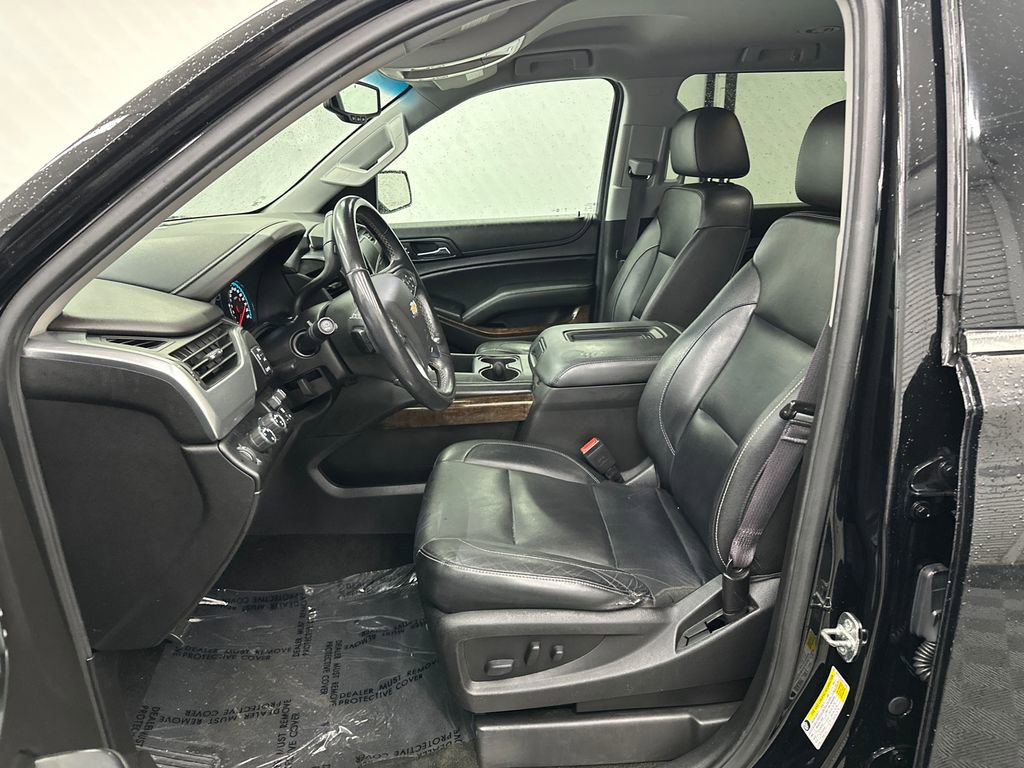 Used 2017 Chevrolet Suburban LT w/ LT Midnight Edition AWD/4WD image 9