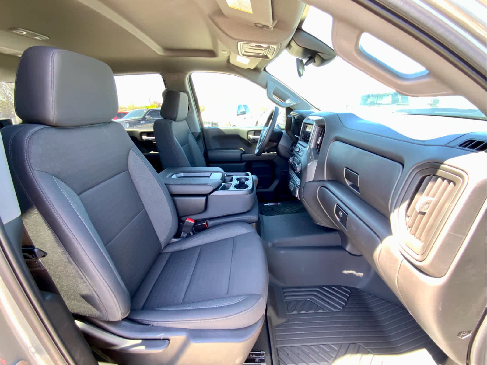 New 2026 Chevrolet Silverado 1500 Custom Trail Boss w/ LPO, Dark Essentials Package AWD/4WD image 24