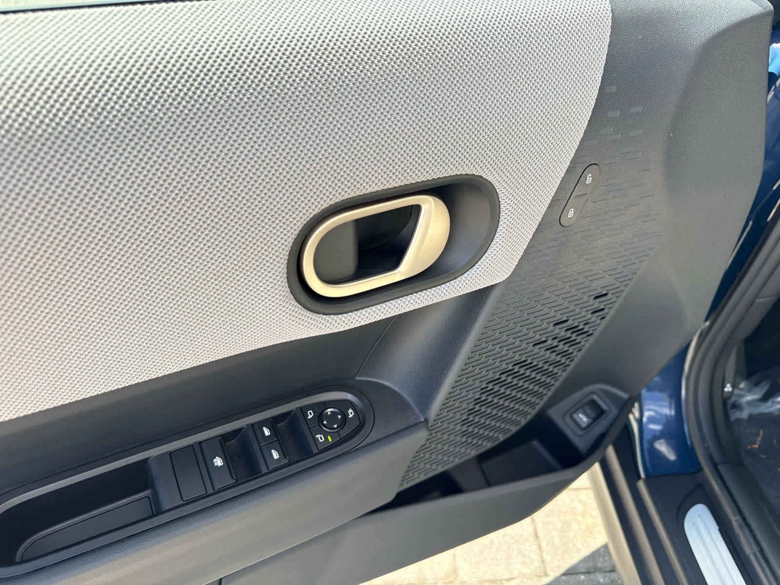 Used 2025 MINI Cooper S image 6