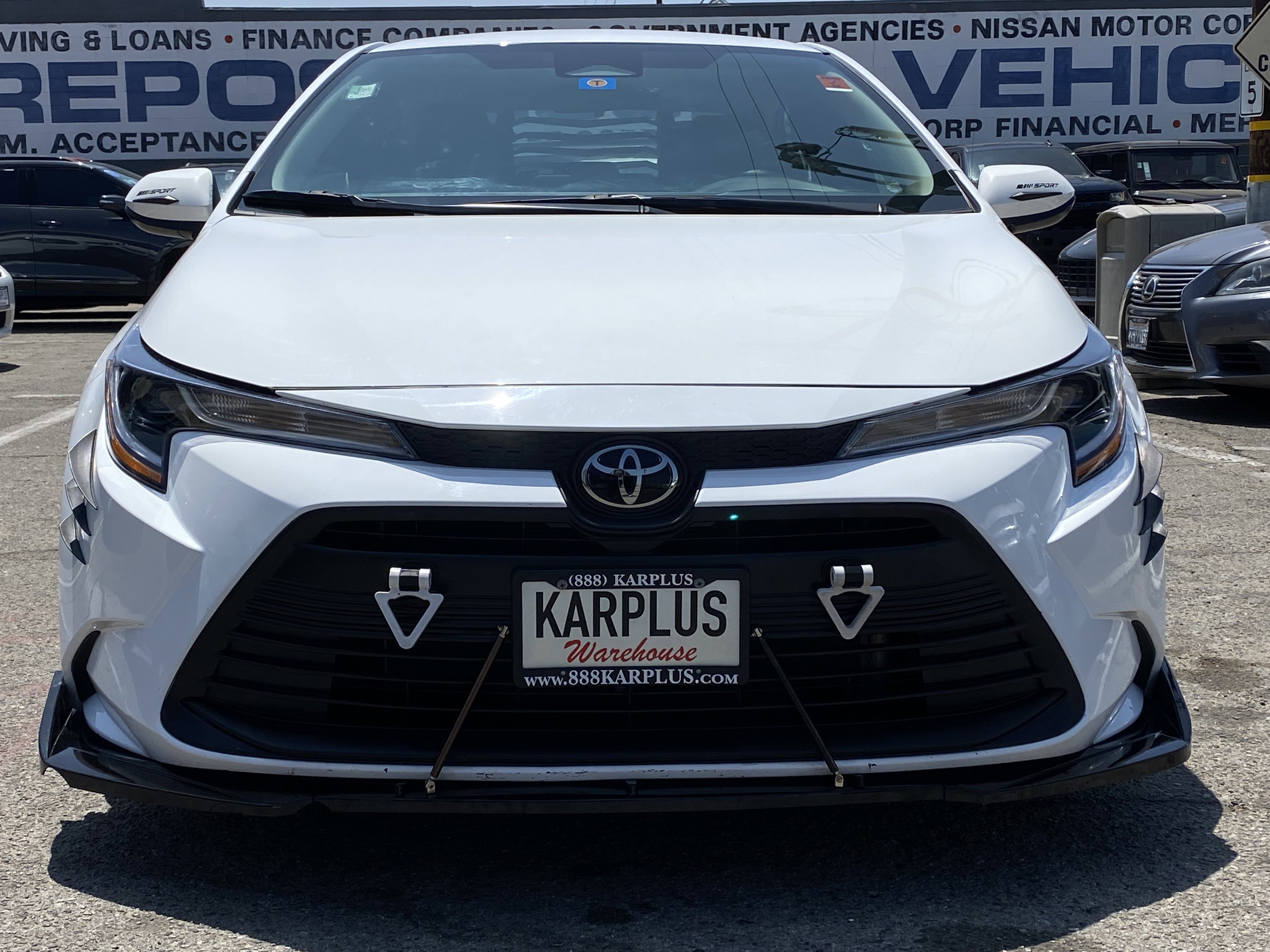 Used 2024 Toyota Corolla LE image 3