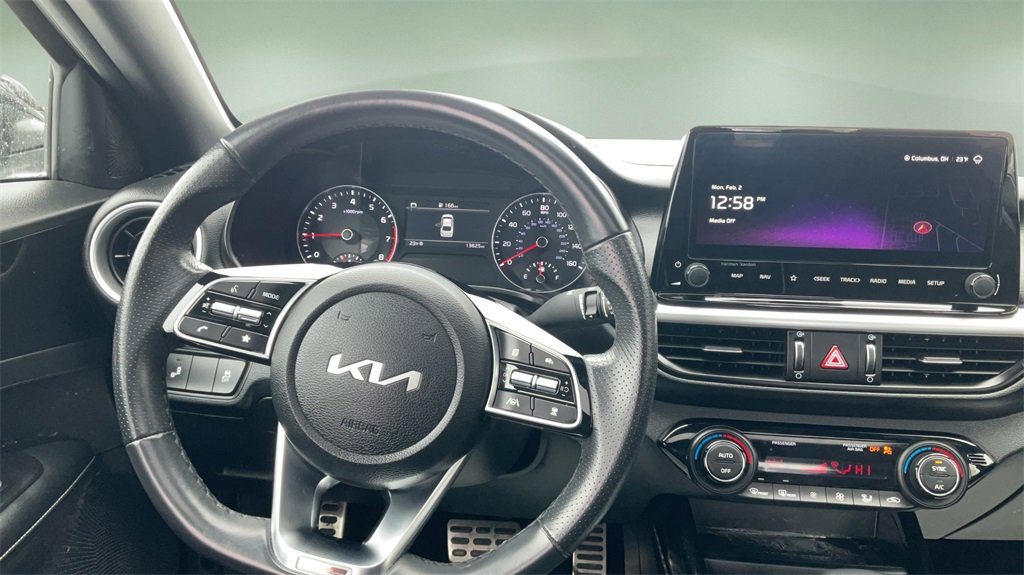Used 2024 Kia Forte GT-Line w/ GT-Line Premium Package image 13