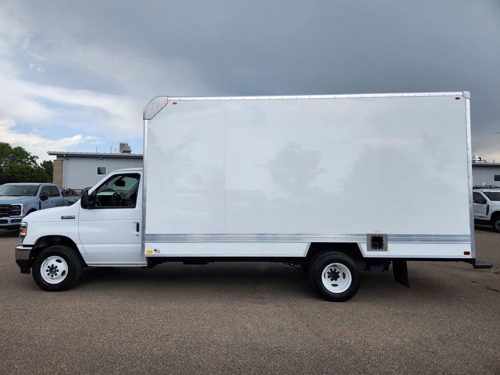 New 2027 Ford E-450 and Econoline 450 Super Duty w/ Power Equipment Group RWD image 3
