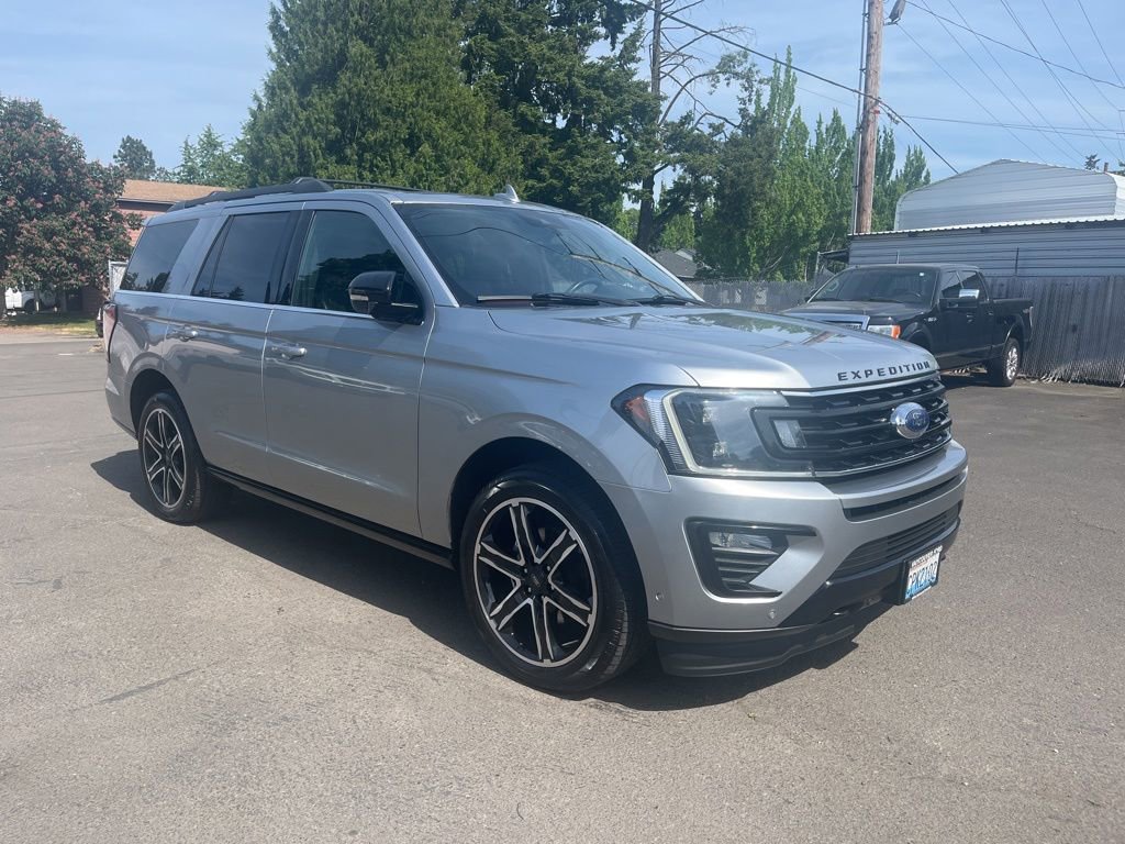 Used 2020 Ford Expedition Limited w/ Equipment Group 303A AWD/4WD video 1
