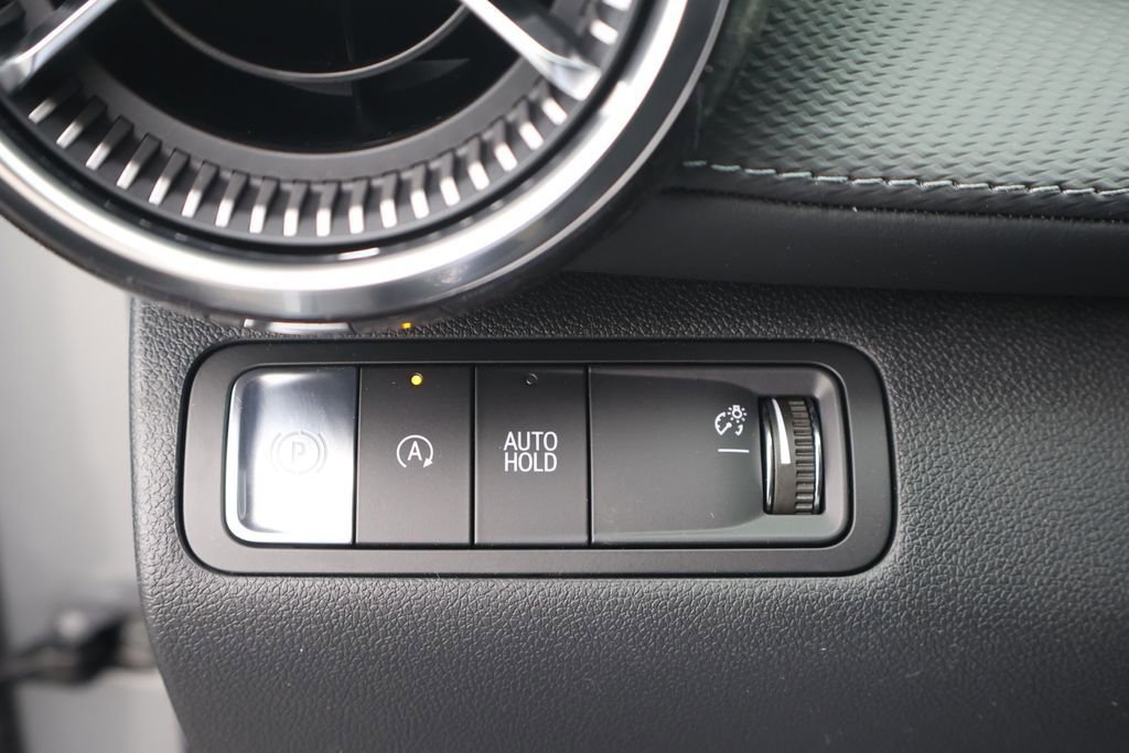 New 2026 Chevrolet Equinox LT w/ Convenience Package II FWD image 19