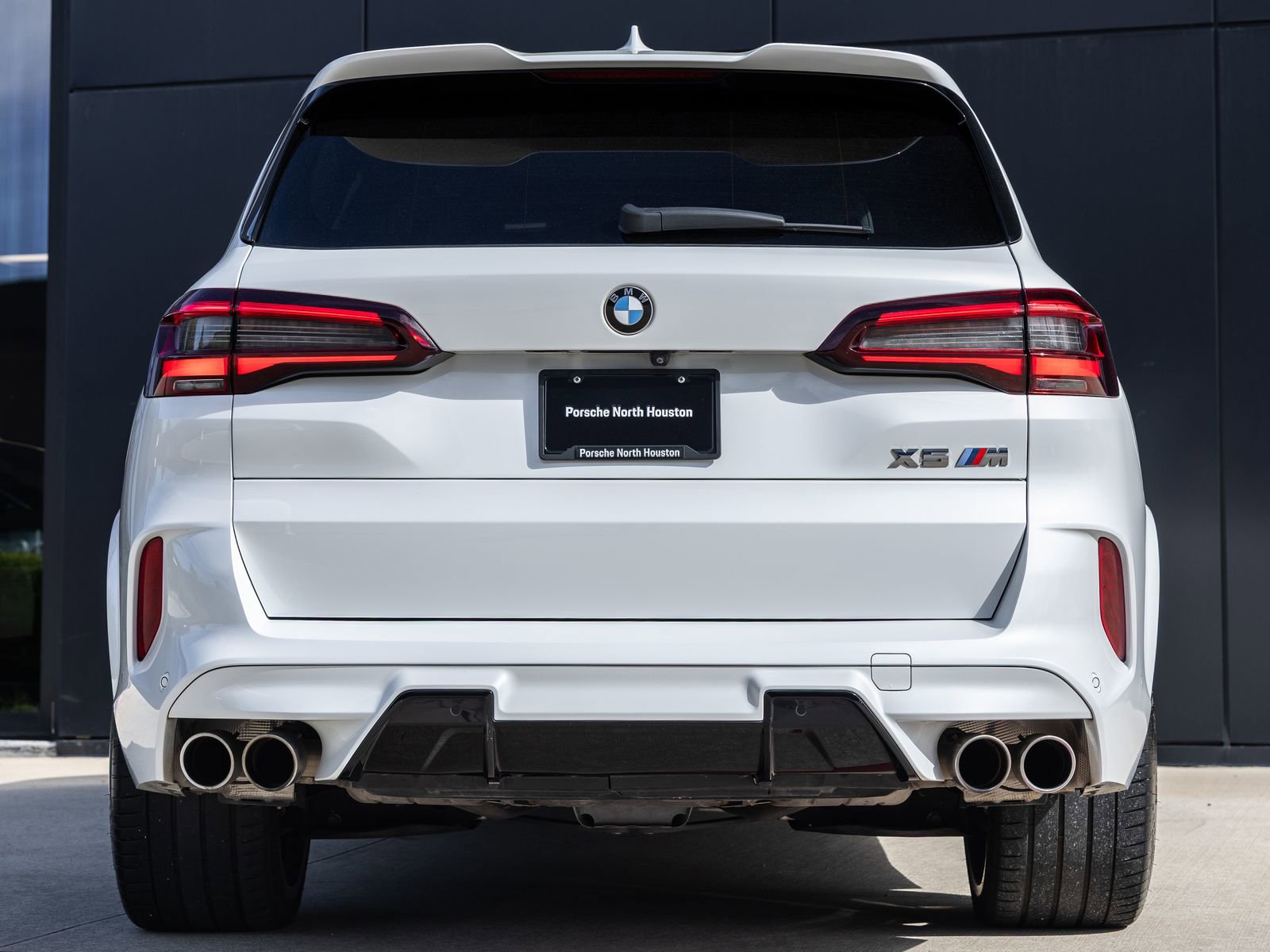 Used 2022 BMW X5 M w/ Executive Package image 7