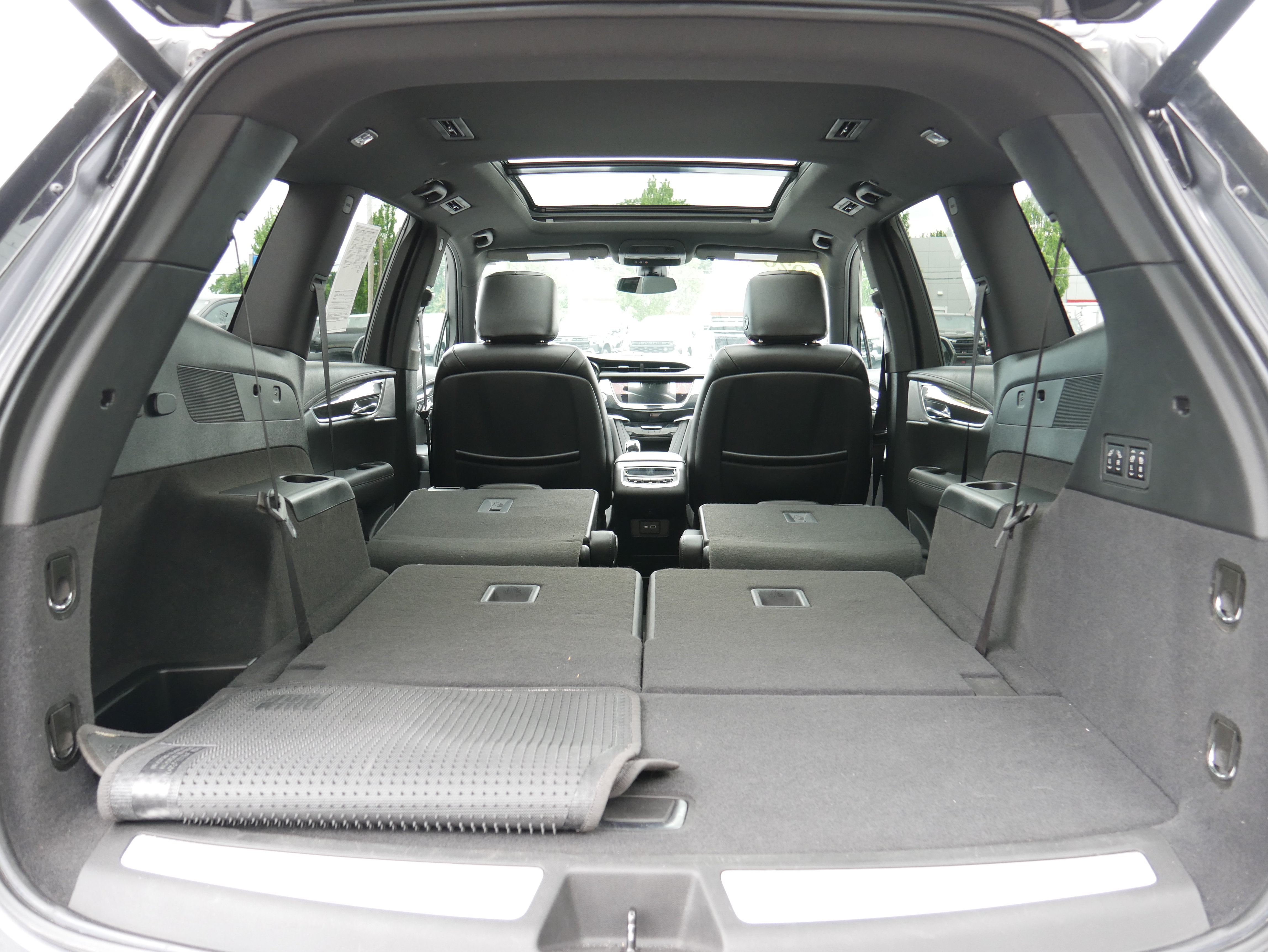 Used 2020 Cadillac XT6 Sport AWD/4WD image 8