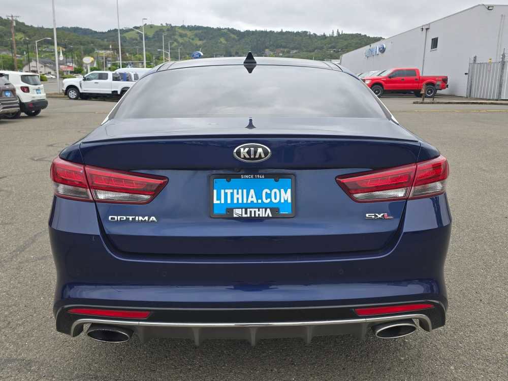 Used 2018 Kia Optima SX w/ Technology Package FWD image 4