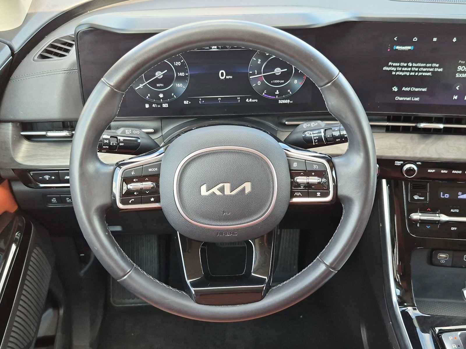 Used 2024 Kia Carnival SX FWD image 21