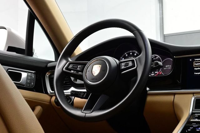 Certified 2023 Porsche Panamera 4S AWD/4WD image 21