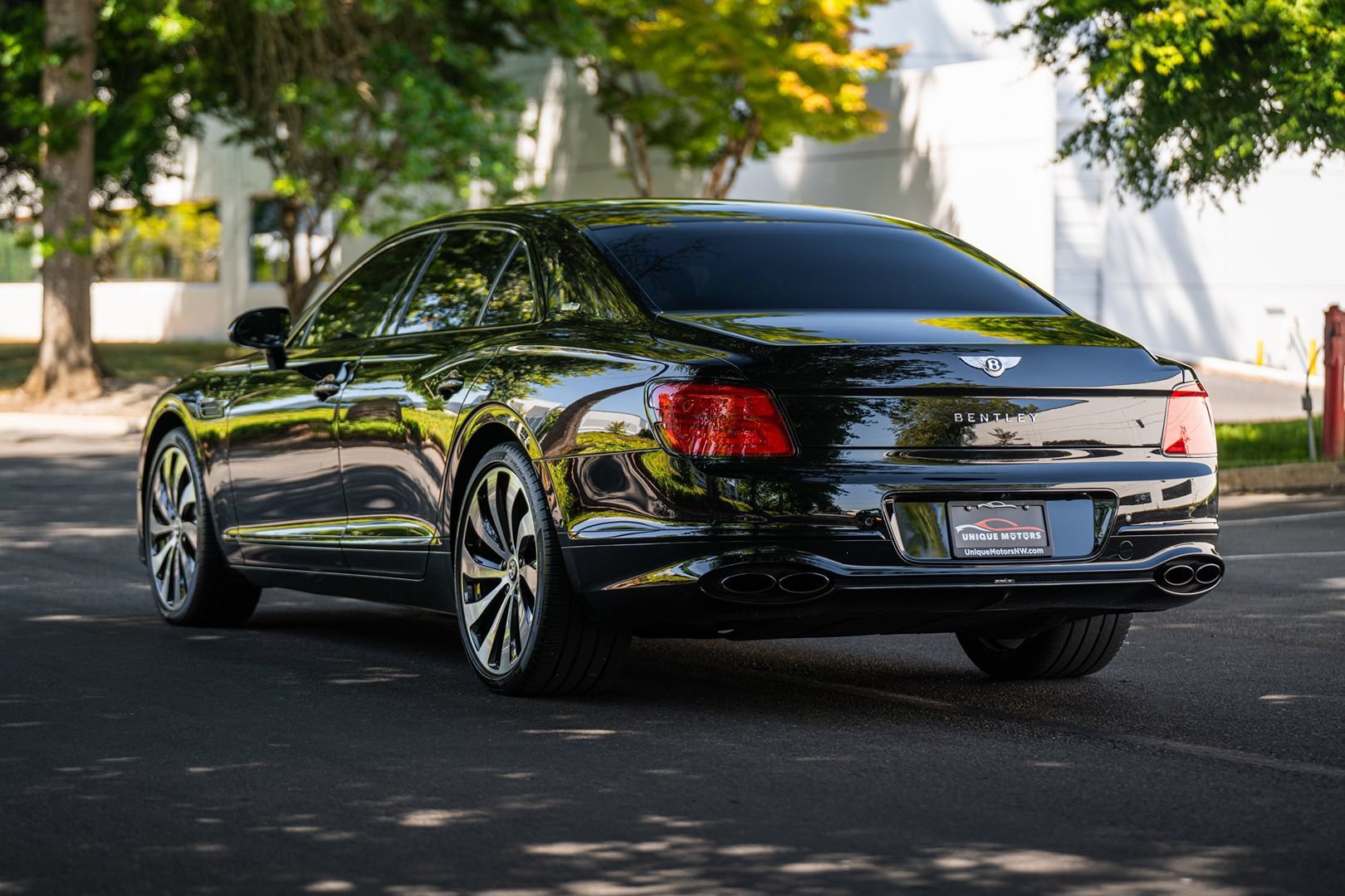 Used 2021 Bentley Flying Spur V8 AWD/4WD image 10