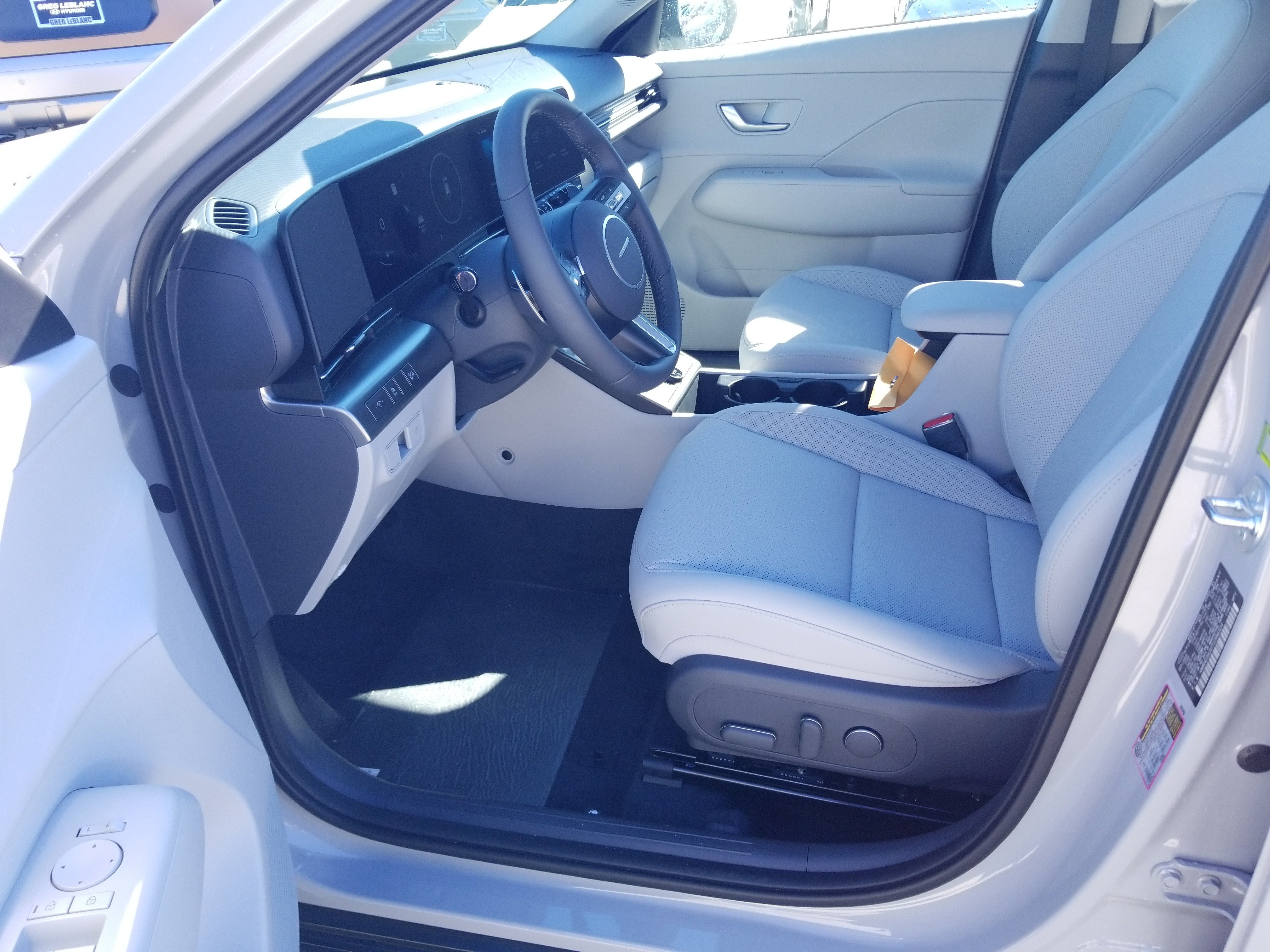 New 2026 Hyundai Kona SEL Premium image 10