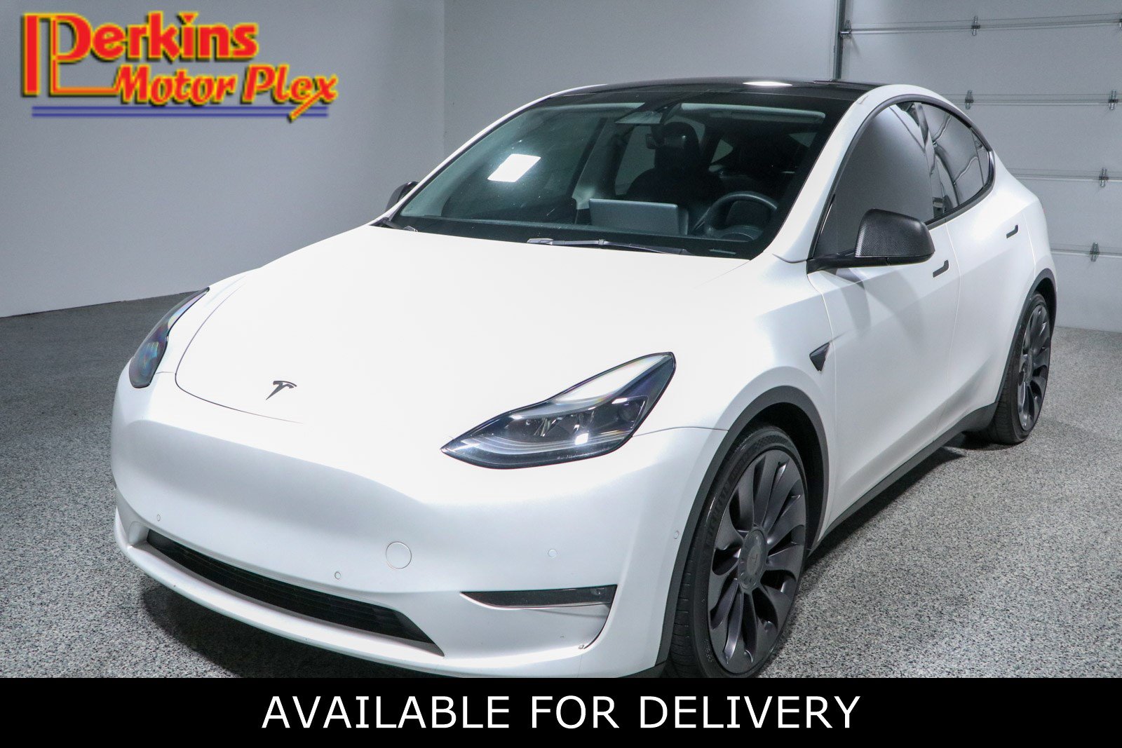 Used 2022 Tesla Model Y Performance AWD/4WD image 1