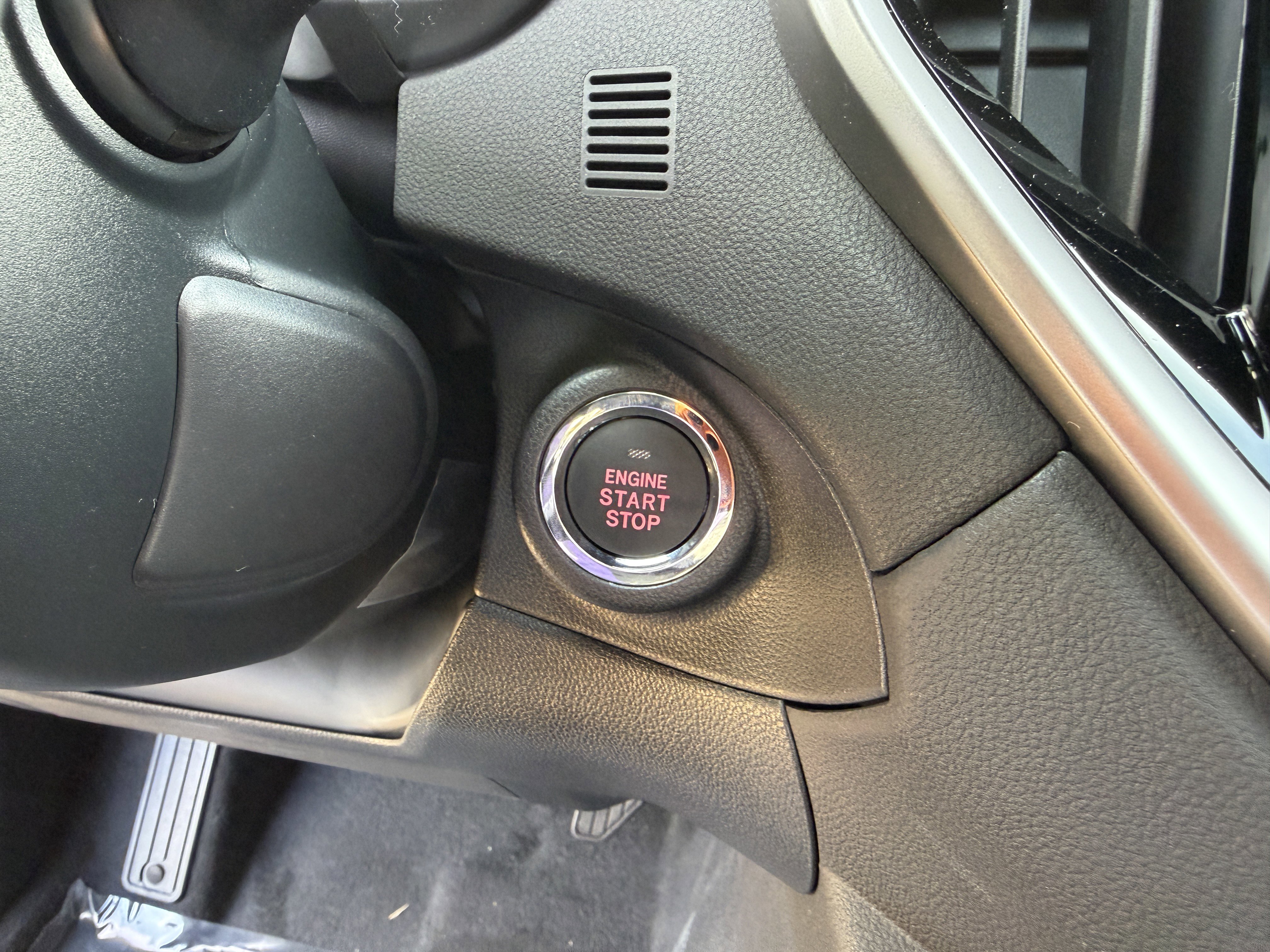 New 2026 Subaru Ascent Limited image 19