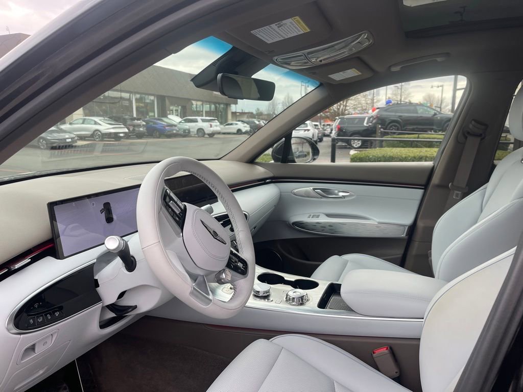 Used 2026 Genesis Electrified GV70 Advanced image 5