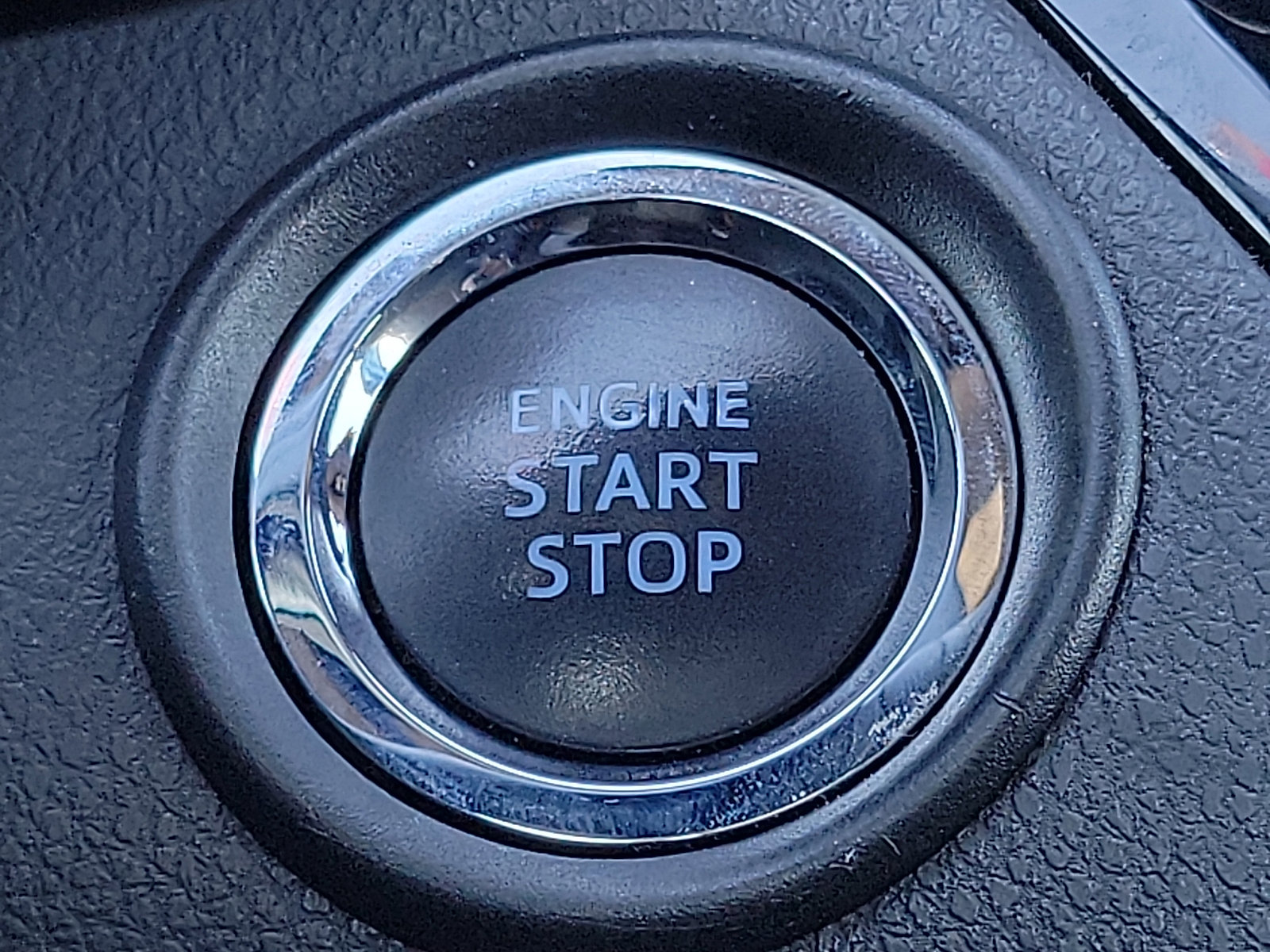 Used 2021 Toyota C-HR XLE image 17