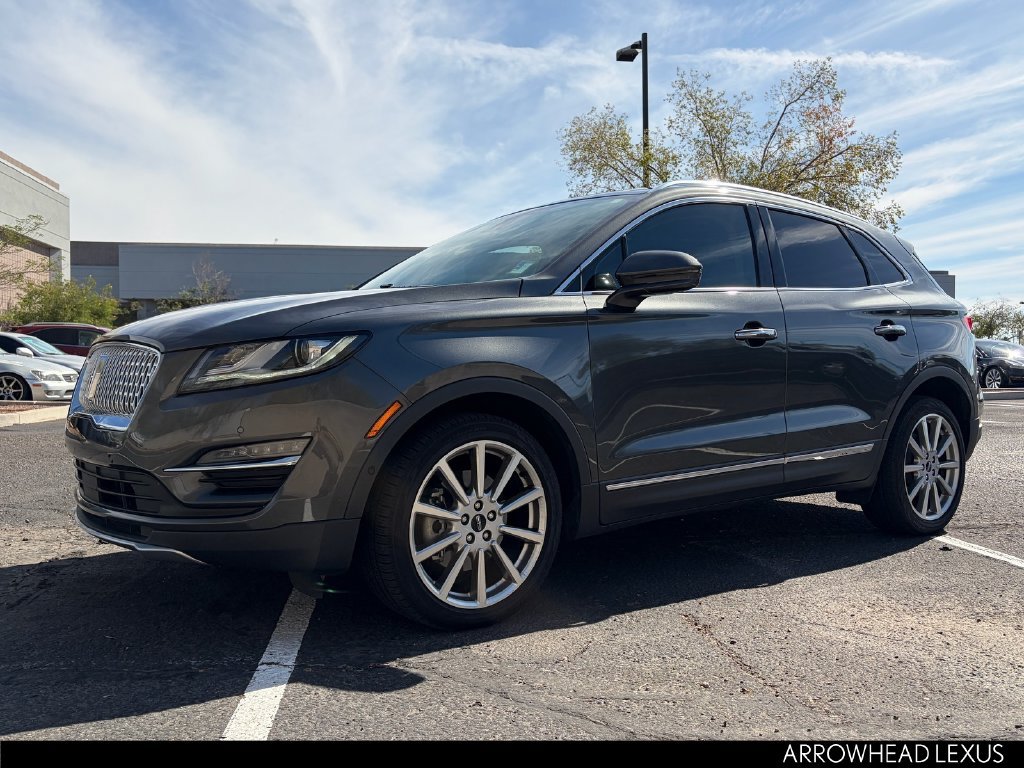 Used 2019 Lincoln MKC Reserve w/ MKC Technology Package FWD image 2