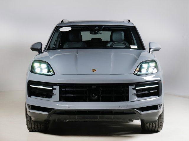 Certified 2026 Porsche Cayenne AWD/4WD image 6